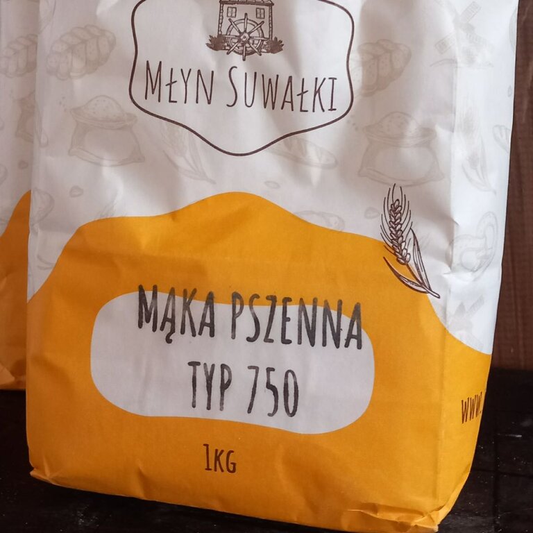 Mąka pszenna chlebowa typ 750 1kg (1)